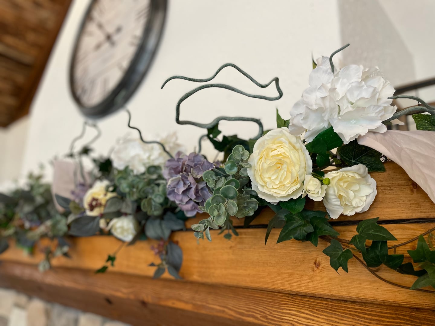 DCF8570E-956B-4109-A952-8F9718BA48BA