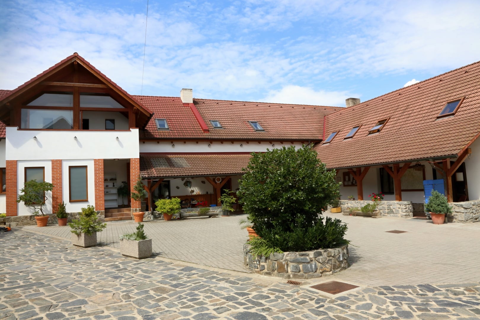 Manually added from URL: https://farmaheroutice.cz/wp-content/uploads/2024/09/IMG_3882.jpg