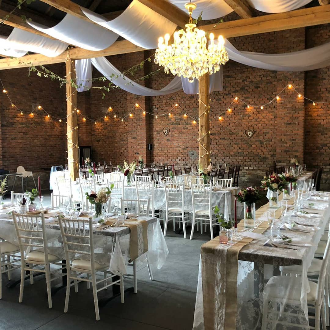 Cover image for Tvá svatba