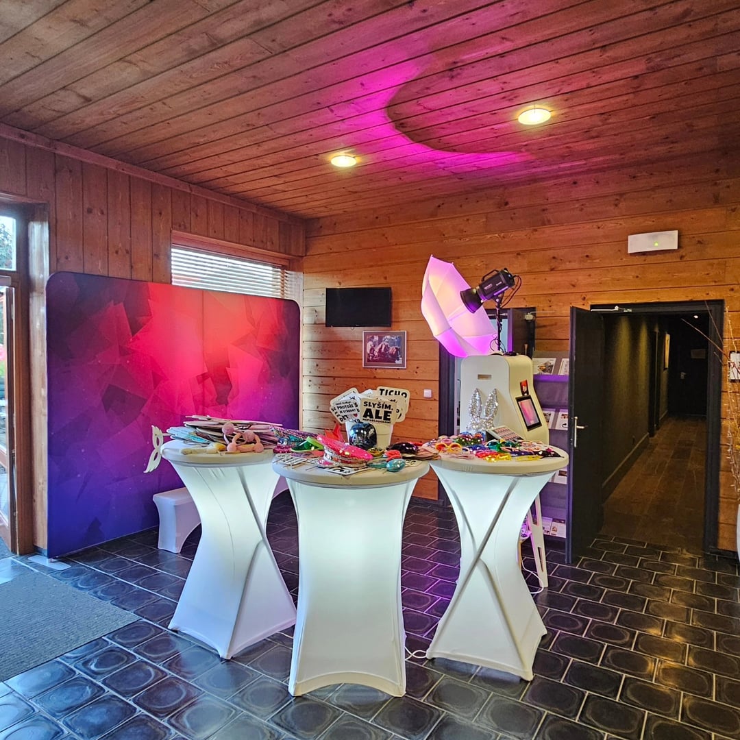 Manually added from URL: https://scontent-prg1-1.xx.fbcdn.net/v/t39.30808-6/539928264_1320868696711289_4675299008986461061_n.jpg?_nc_cat=109&ccb=1-7&_nc_sid=127cfc&_nc_ohc=J0PzT0W2z7oQ7kNvwH-xokg&_nc_oc=Adn4Nma2h2-LFjosWLh6F_Pl6TKwmTBCfrSqyrSbds54jSTj0Pp3TyCi3v-vkLUrmeM&_nc_zt=23&_nc_ht=scontent-prg1-1.xx&_nc_gid=7fbODeX8y-1MUJAcXWnKjw&oh=00_AfbZt4U4Sq0pJK_lW7zQj8IG4oak89Dx_k0A3K18b9Z-WA&oe=68E15524