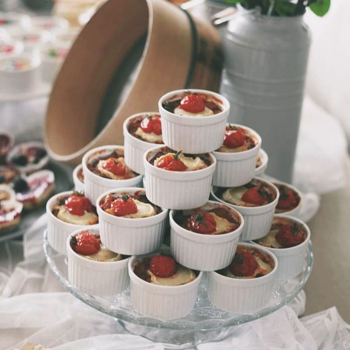 Catering dish presentation