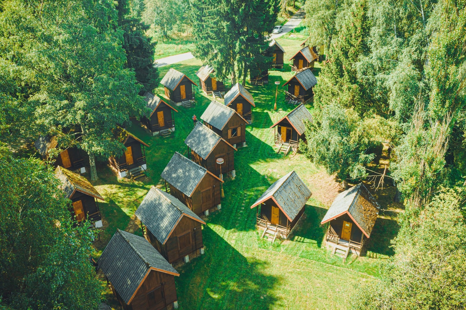 Manually added from URL: https://www.svatbanakopci.cz/wp-content/uploads/2021/09/DJI_0067-1.jpg