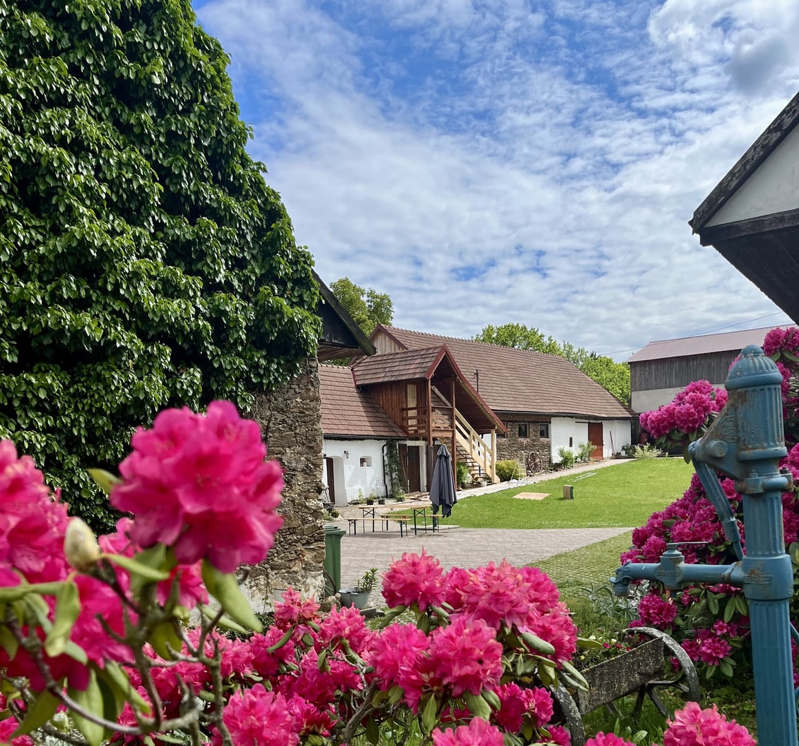 Stodola Chrbonín exterior