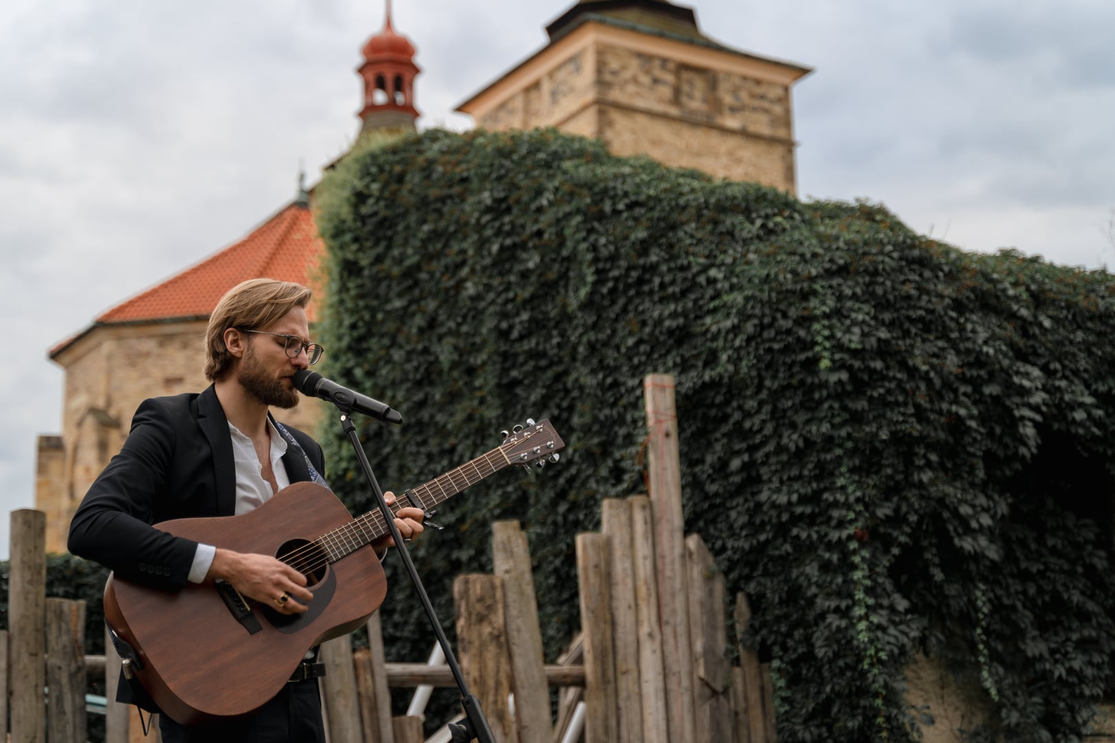 Cover image for Your Acoustic Wedding