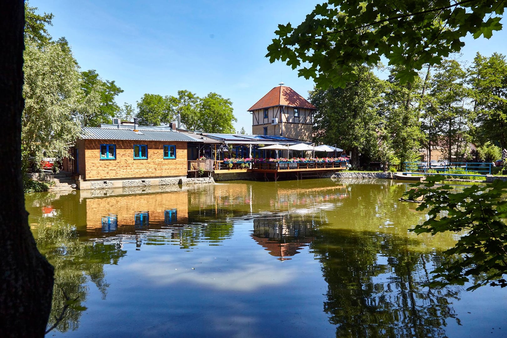 Hliněná Bašta logo