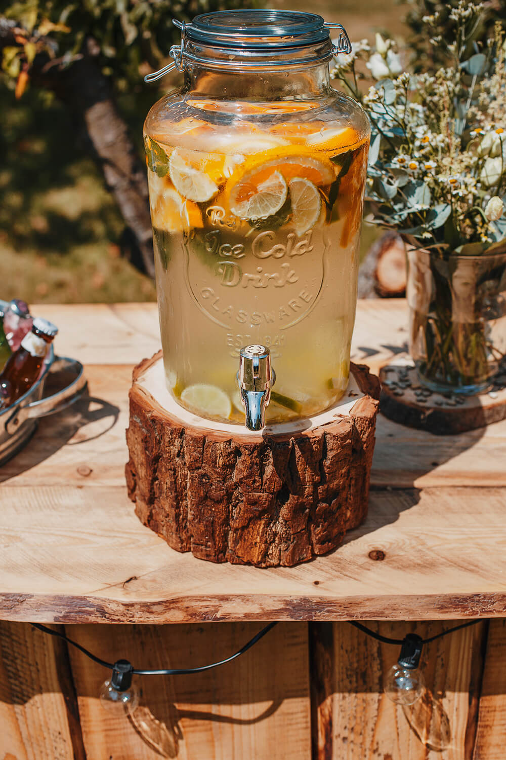 Skleněná nádoba na limonádu