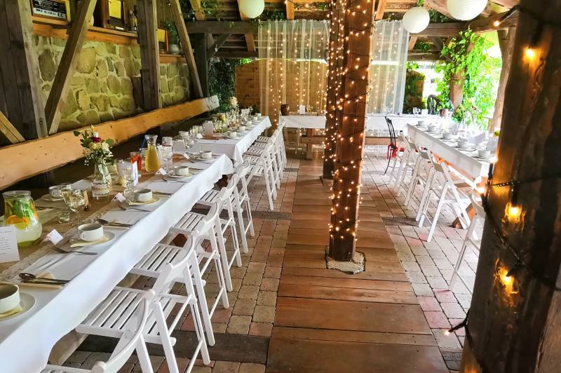 Wedding feast at Statek Vletice