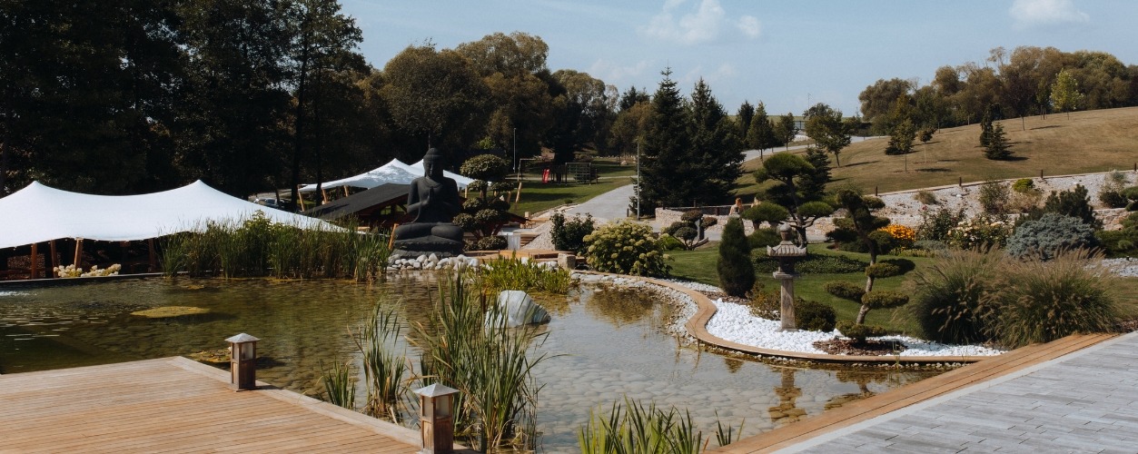 Aura Verde venue exterior