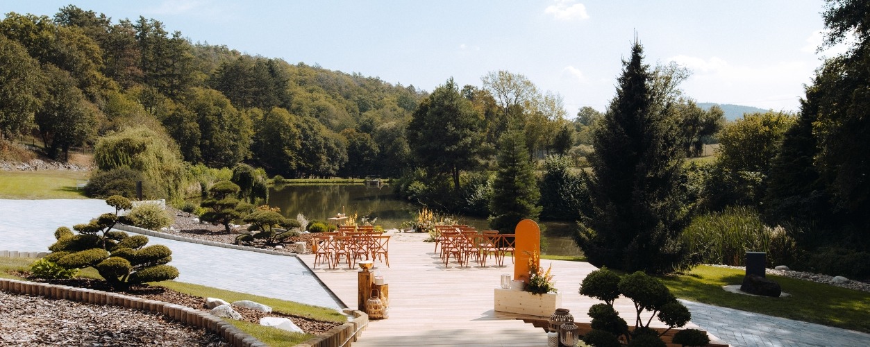 Aura Verde venue view