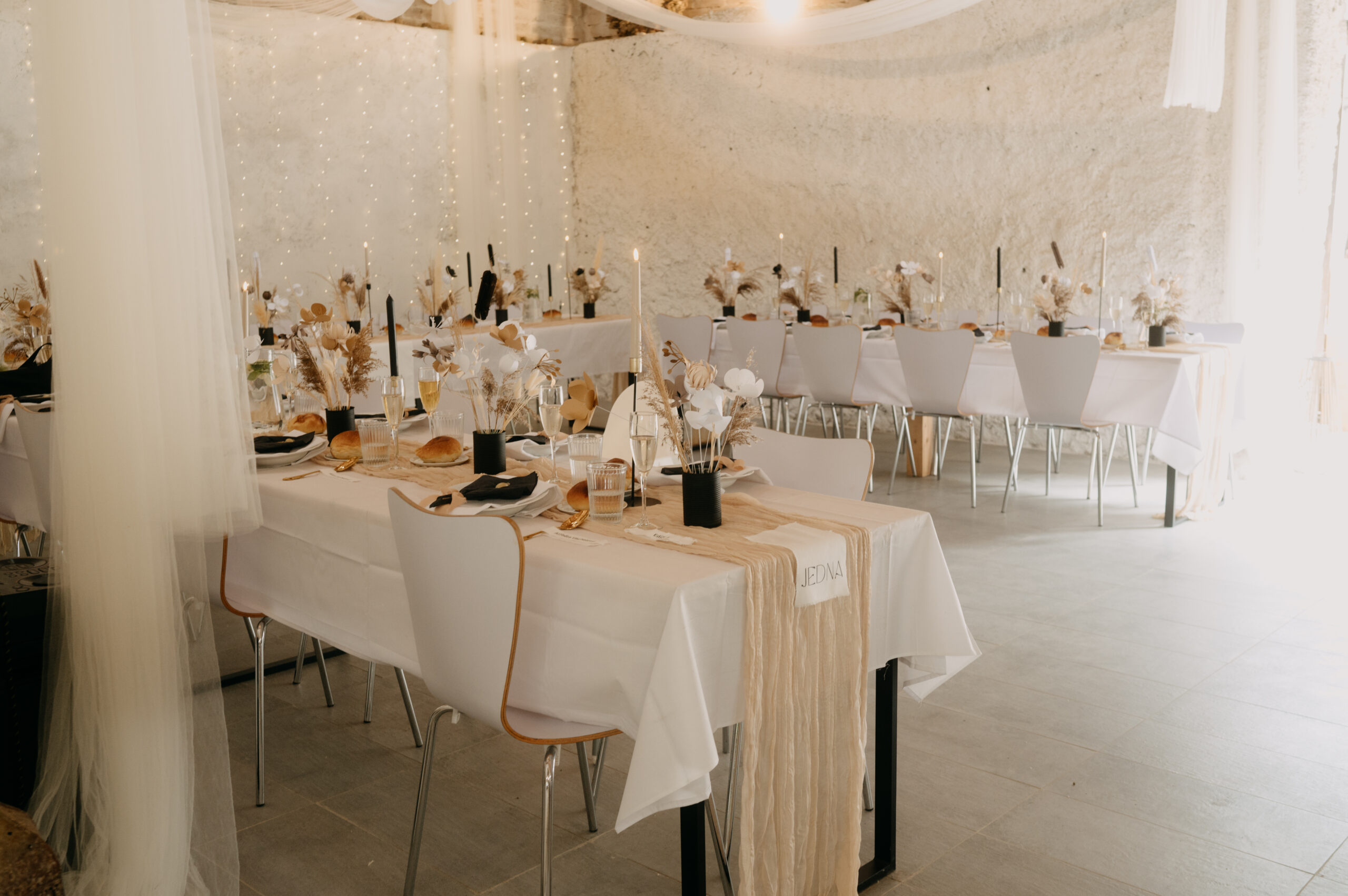 Manually added from URL: https://rosuvmlyn.cz/wp-content/uploads/2024/10/MiDi-215-scaled.jpg