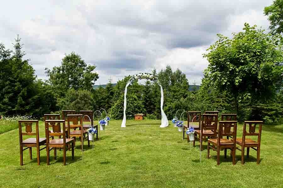 Manually added from URL: https://hancovabouda.cz/wp-content/uploads/2017/04/MG_9790.jpg