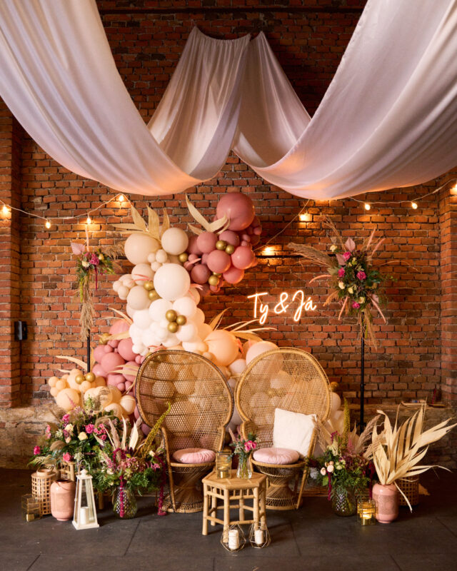 Boho balloon photo booth