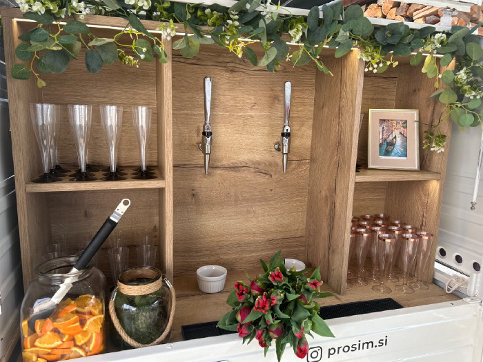 Prosecco van event