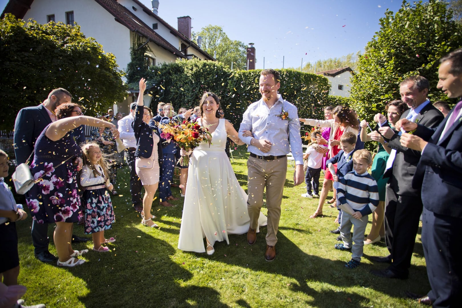 Manually added from URL: https://www.svatbypelhrimov.cz/data/cp6/000006_000718.jpg