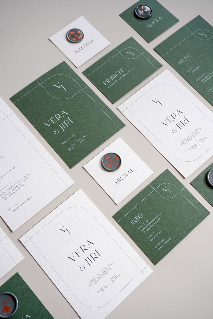 Manually added from URL: https://minnastudio.cz/wp-content/uploads/2023/10/DSC09050-scaled.jpg