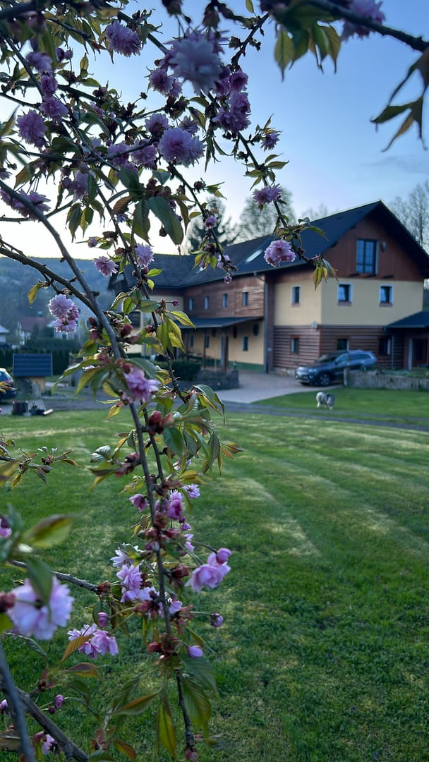 Farma Hruštinec logo