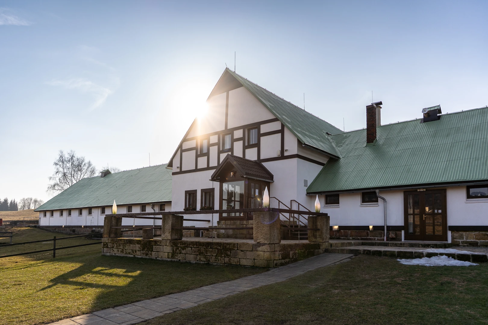 Manually added from URL: https://www.resorthvozd.cz/userfiles/thumbs/d/3sa9139-1295eb26-1920x1080-0.webp