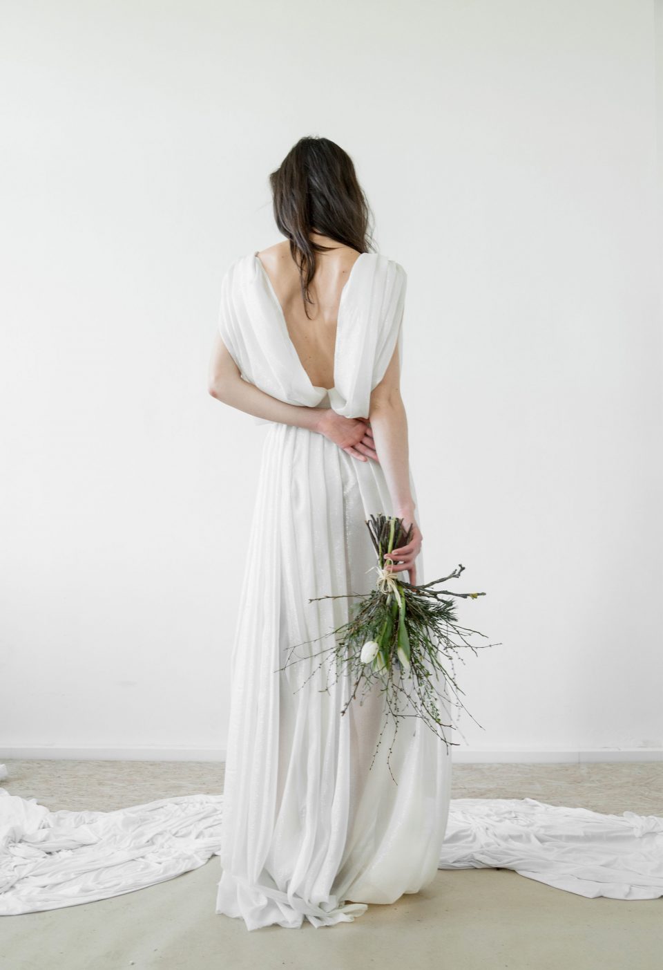 Manually added from URL: https://s3.eu-central-1.amazonaws.com/uploads.mangoweb.org/shared-prod/odivi.cz/uploads/2017/02/sobje-editorial-7b-960x1403.jpg