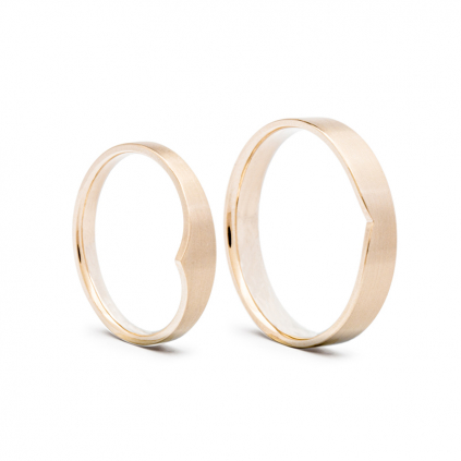 Ruzickova wedding rings