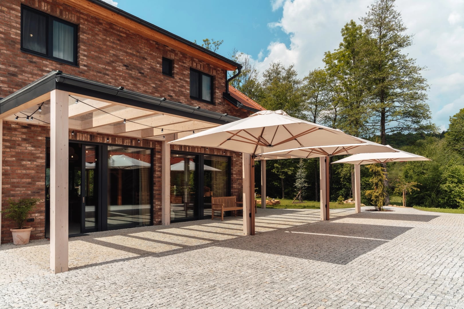 Manually added from URL: https://www.nakasparkach.cz/uploads/galerie/1/jak-to-u-nas-nyni-vypada.6876a9962af60.full.webp