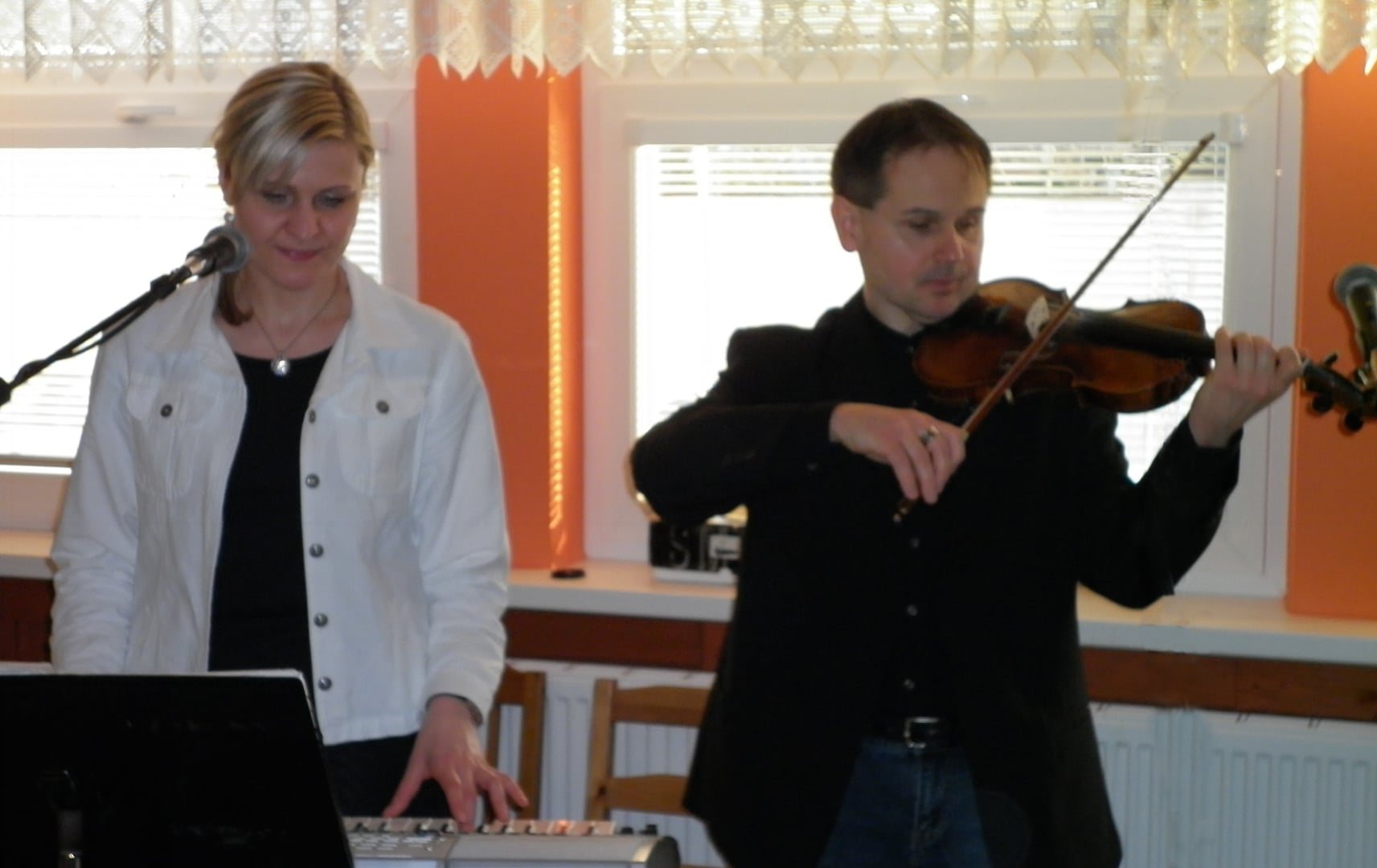 Gallery image 1 of Hudba na svatbu Duo Denny