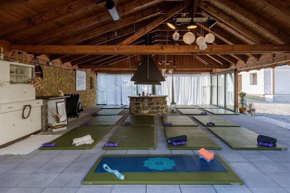 Manually added from URL: https://rabasuvmlyn.cz/project/rm/cache/domain14/images/51/51-638635694543995560-1000x1000-vcenterhcenter.jpeg.webp