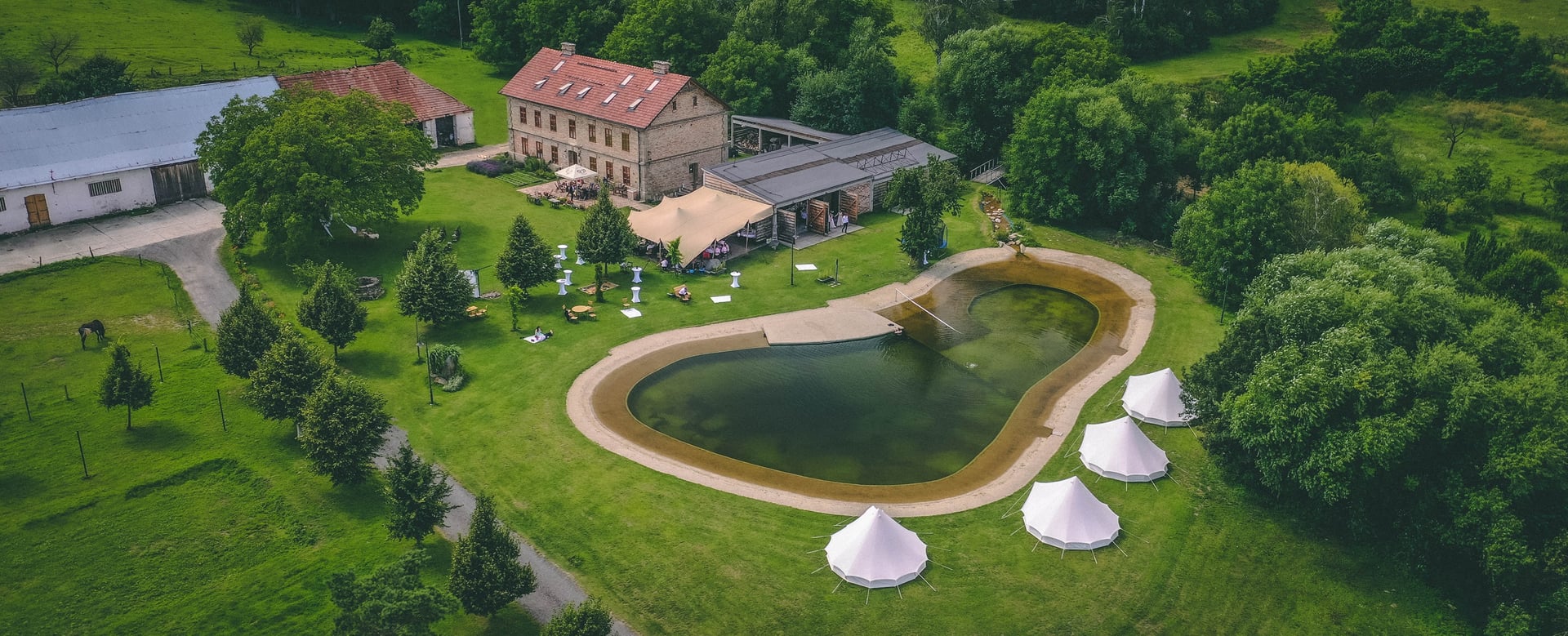 Wedding ceremony setup