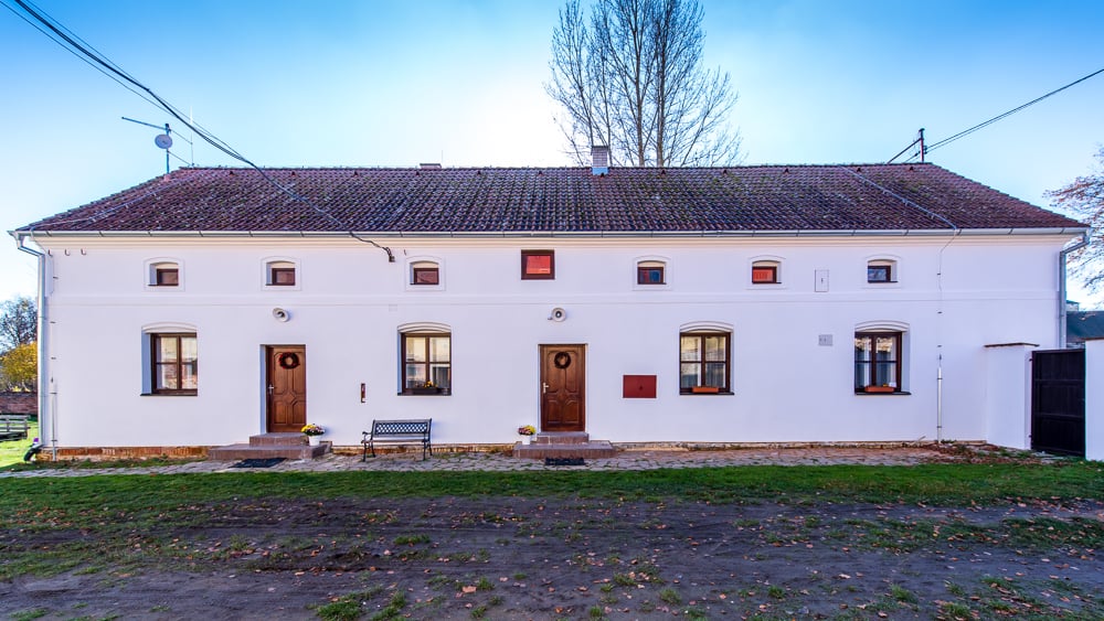 Statek Pnovany exterior view