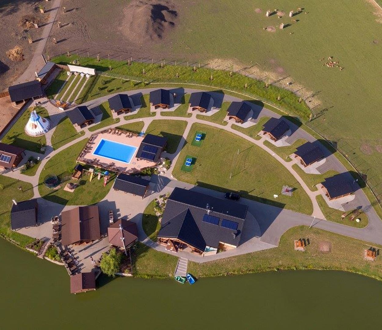 Manually added from URL: https://baresuvranc.cz/wp-content/uploads/2025/08/258_rectangle.jpg