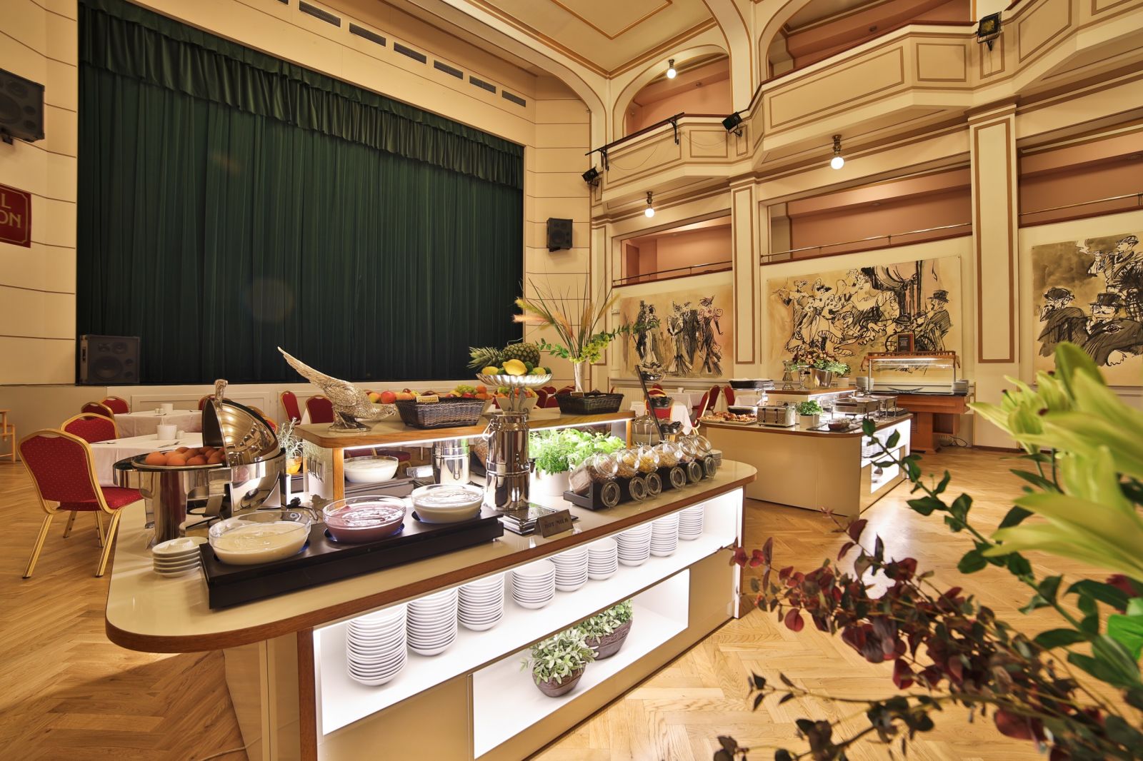 Hotel Ariston breakfast room