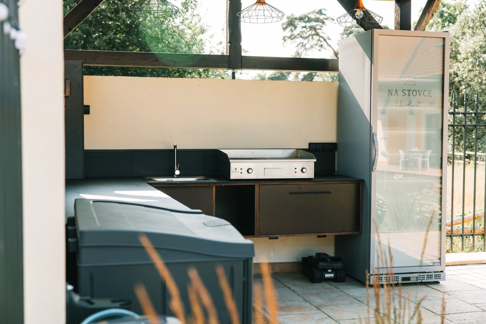 Manually added from URL: https://www.budemesvoji.cz/wp-content/uploads/listing-uploads/galerie-pro/2023/08/0O9A3585-scaled.jpg