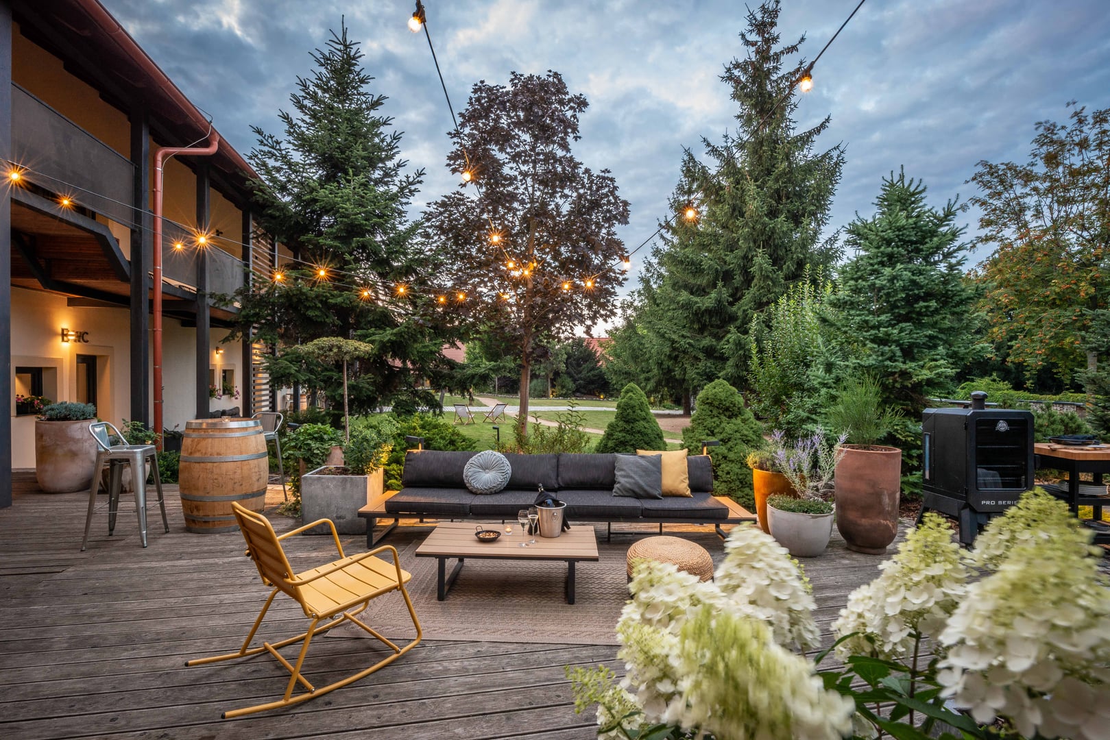 Statek U Prahy exterior