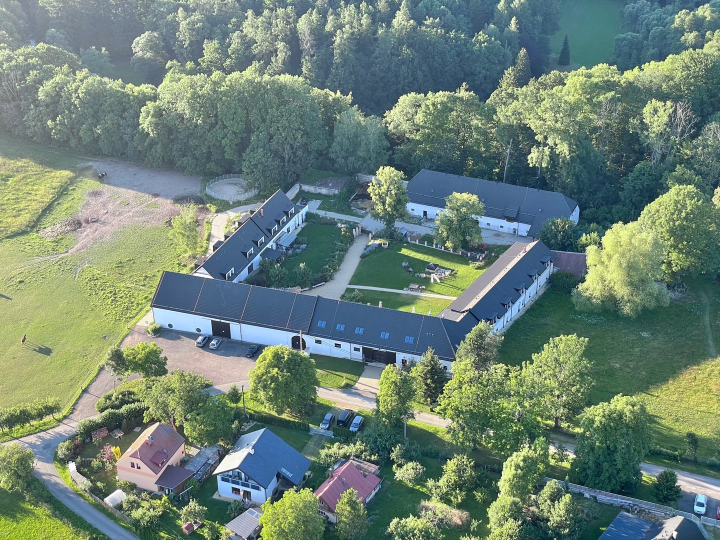 Hotel Rýzmburk exterior