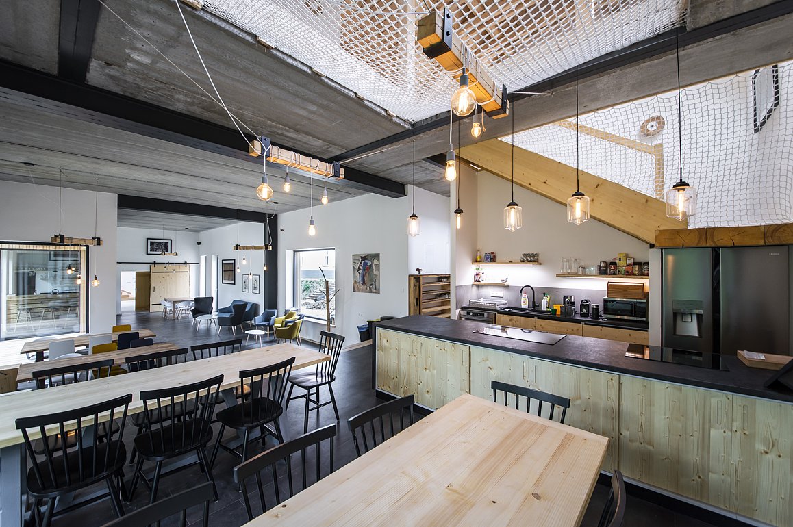 Manually added from URL: https://www.hojsin.cz/assets/hojsin.cz/images/gallery/gallery29.jpg