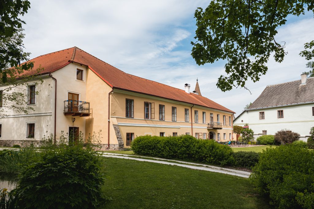 Wedding ceremony setup
