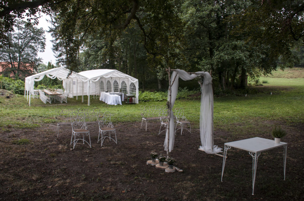 Whole tent with wedding arch