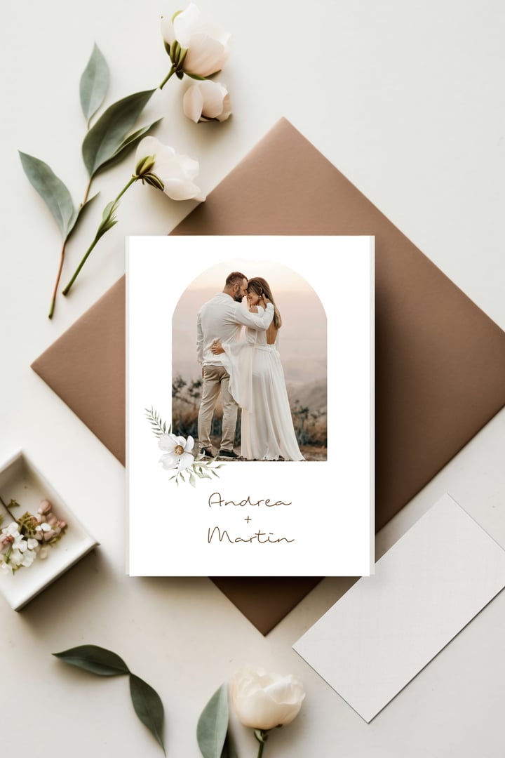 Elegant wedding invitation