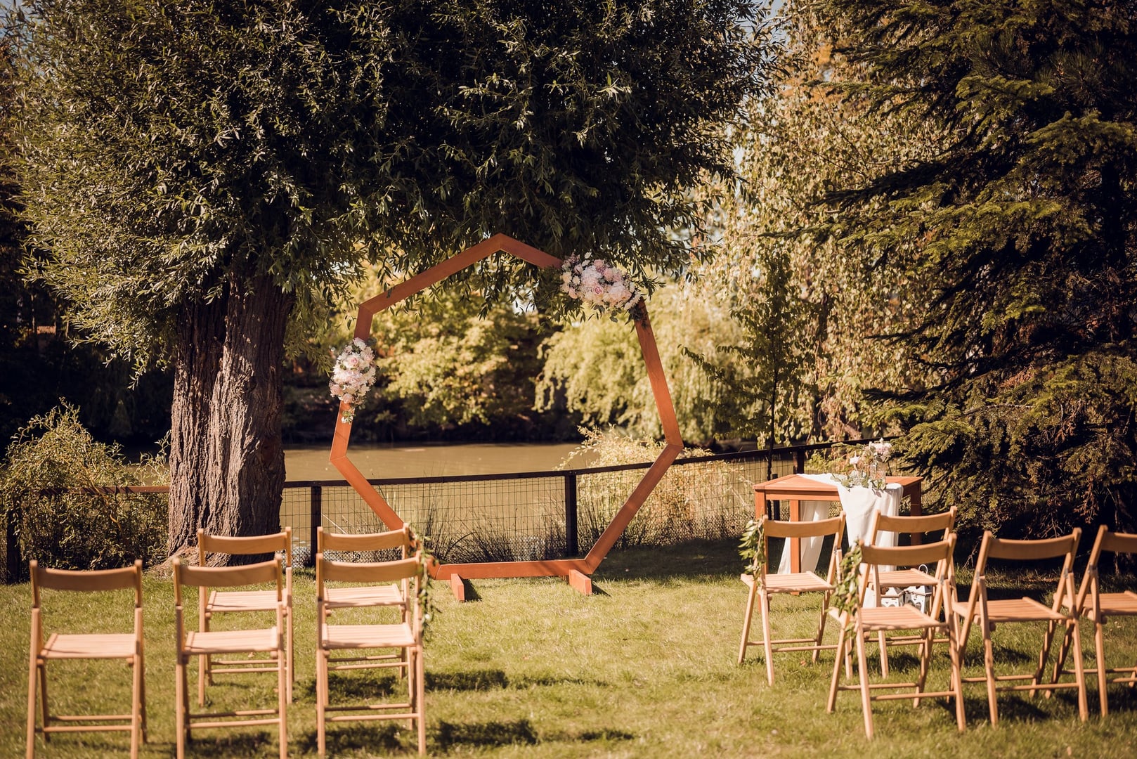 Buchlovský dvůr gallery image 1