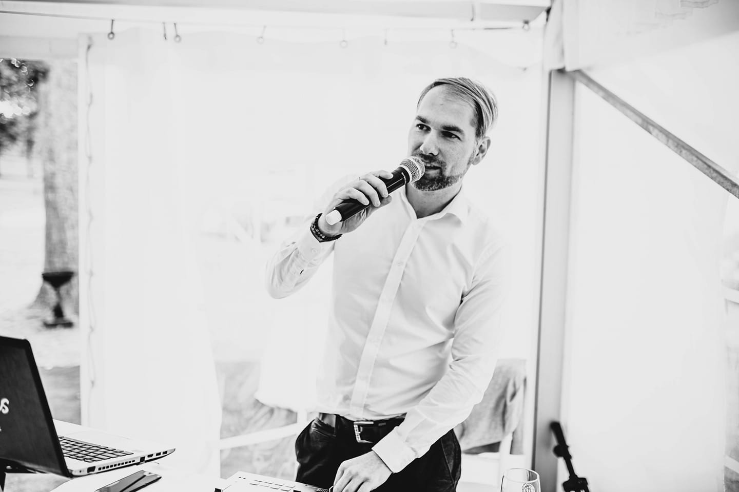 Black and white photo