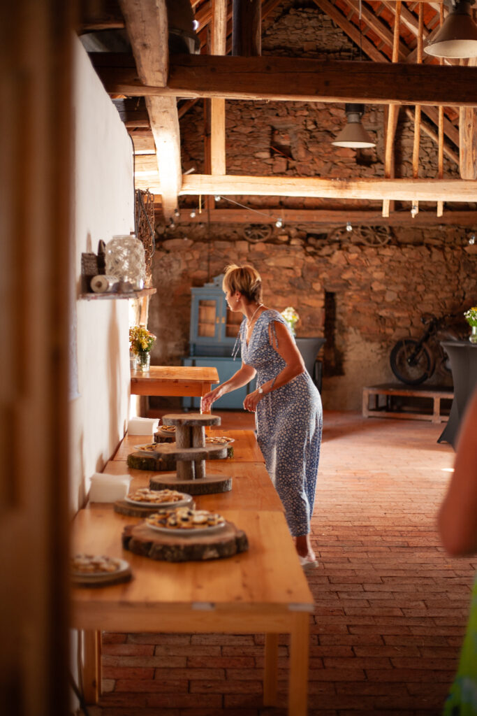 Rustic wedding style