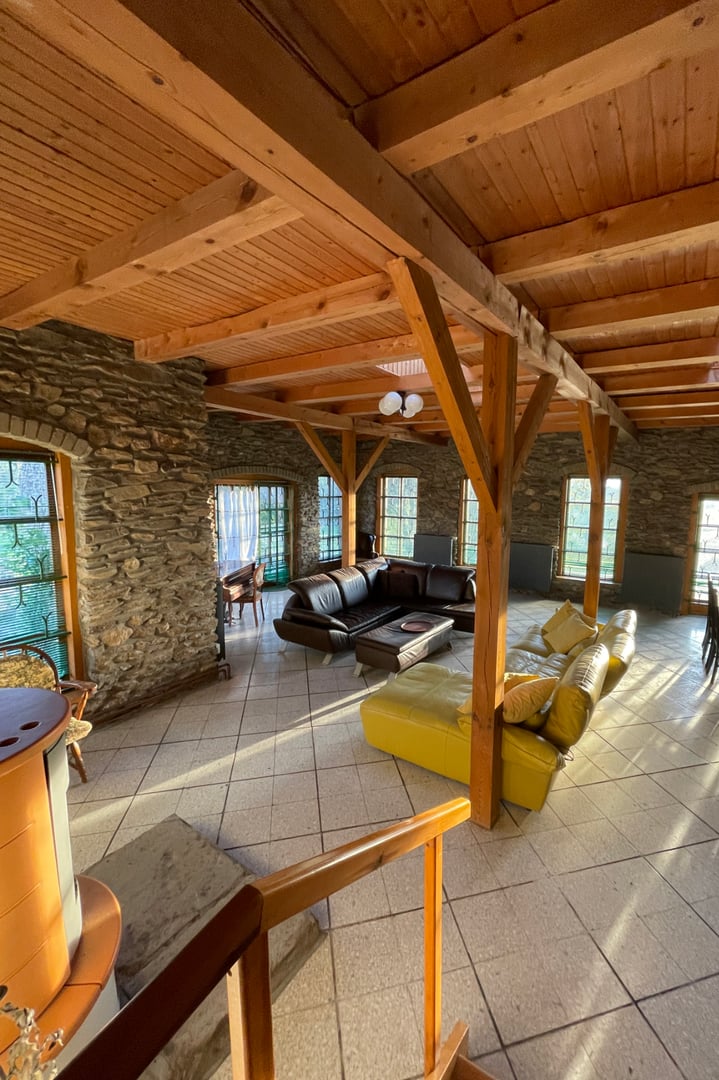 Kosovy gallery image 1