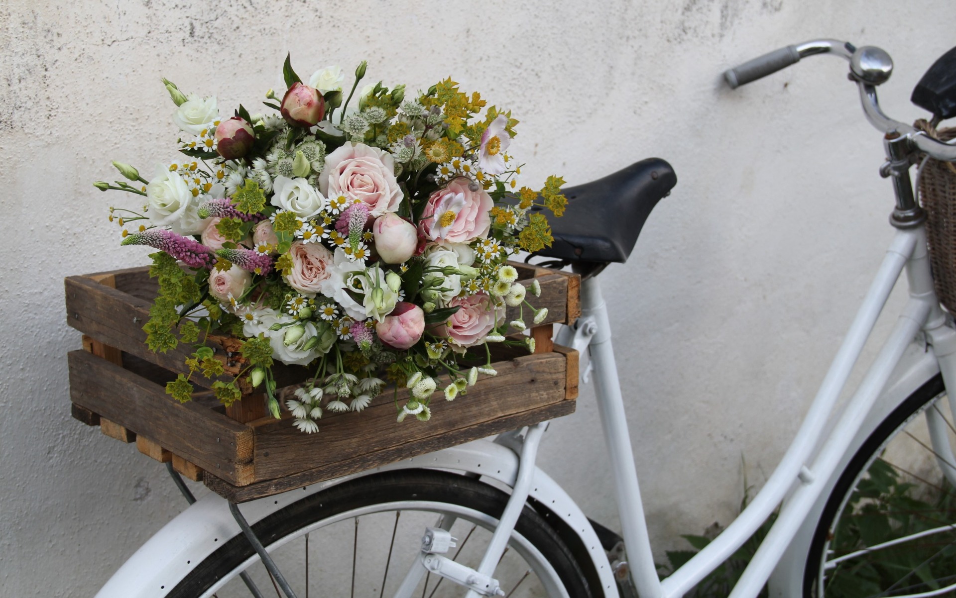 Flower delivery image