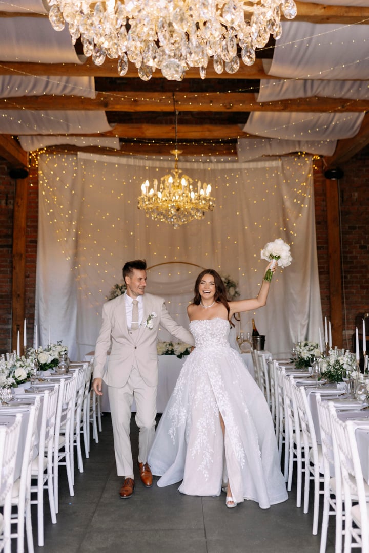 Manually added from URL: https://www.dvur-hoffmeister.cz/wp-content/uploads/2024/11/IMG_9468-scaled.jpeg