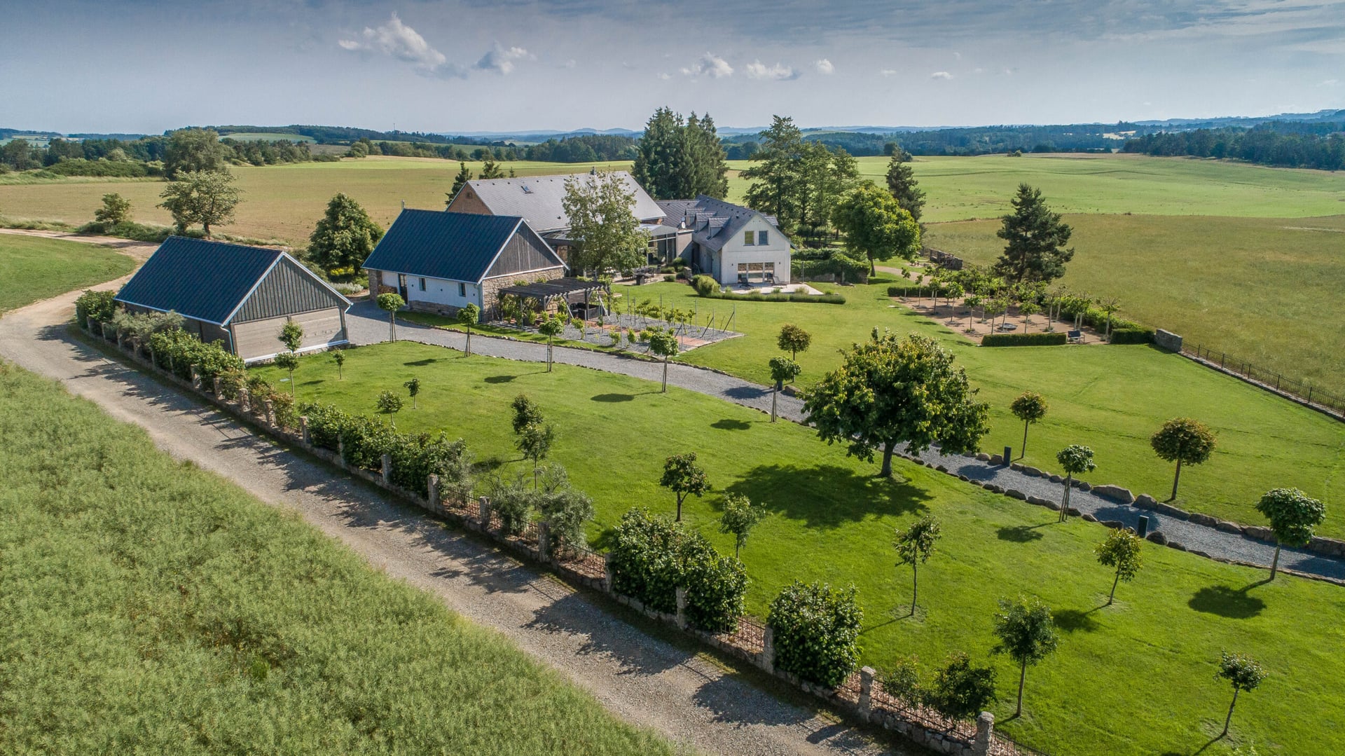 Manually added from URL: https://www.stastnasamota.cz/wp-content/uploads/2023/06/DJI_0027-scaled.jpg