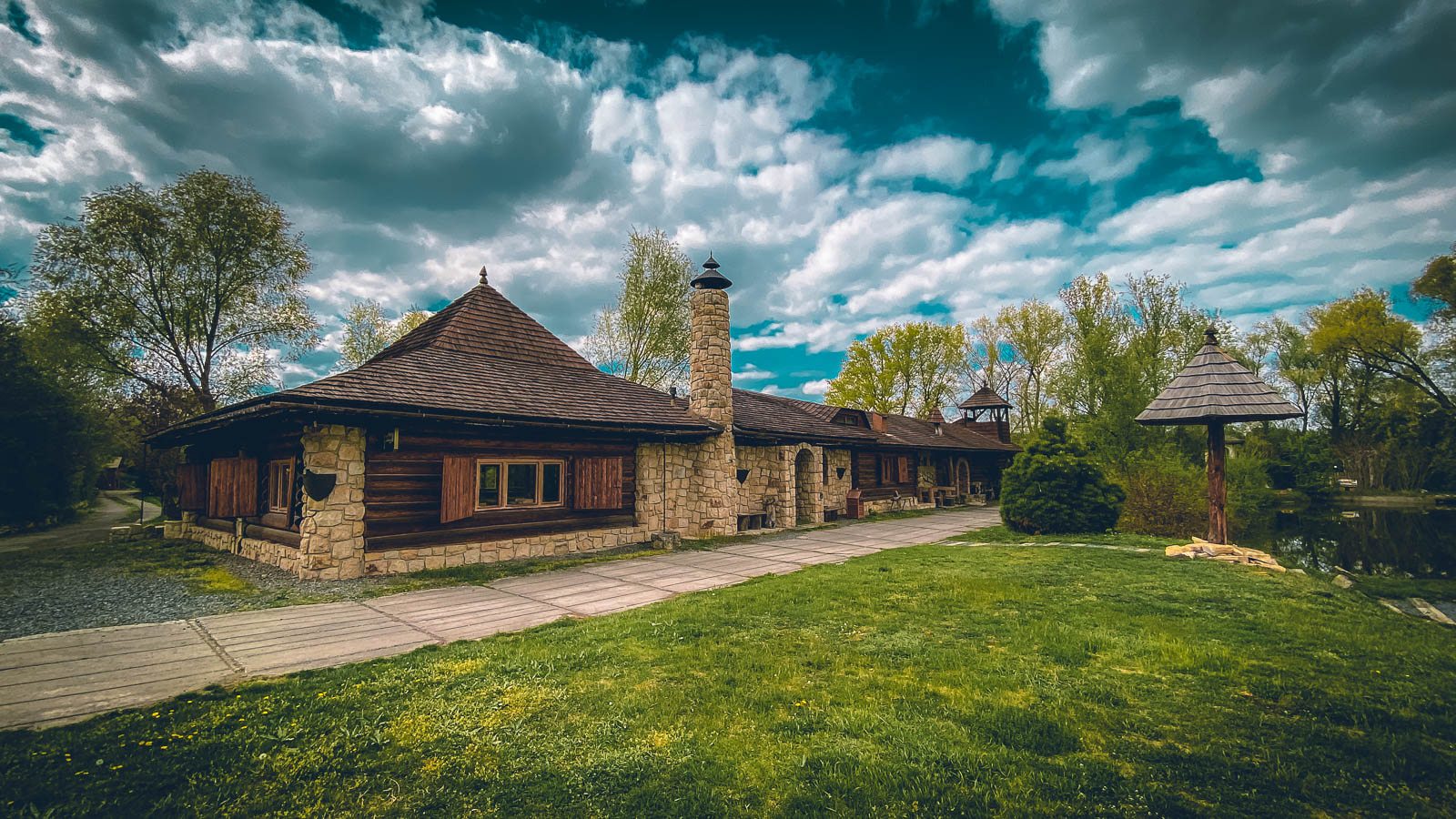 Manually added from URL: https://cdn.prod.website-files.com/5e8b520fee4cf185dde0feda/5ec67ad1fe35e2ec90b3a800_IMG_5925-1600.jpg