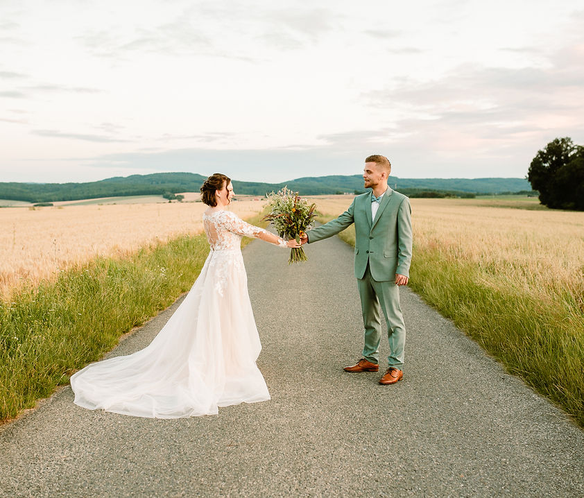 Manually added from URL: https://static.wixstatic.com/media/be3c51_a9d231e99294426e9bf5378d1bd719b4~mv2.jpeg/v1/fill/w_842,h_718,al_c,q_85,usm_0.66_1.00_0.01,enc_avif,quality_auto/be3c51_a9d231e99294426e9bf5378d1bd719b4~mv2.jpeg