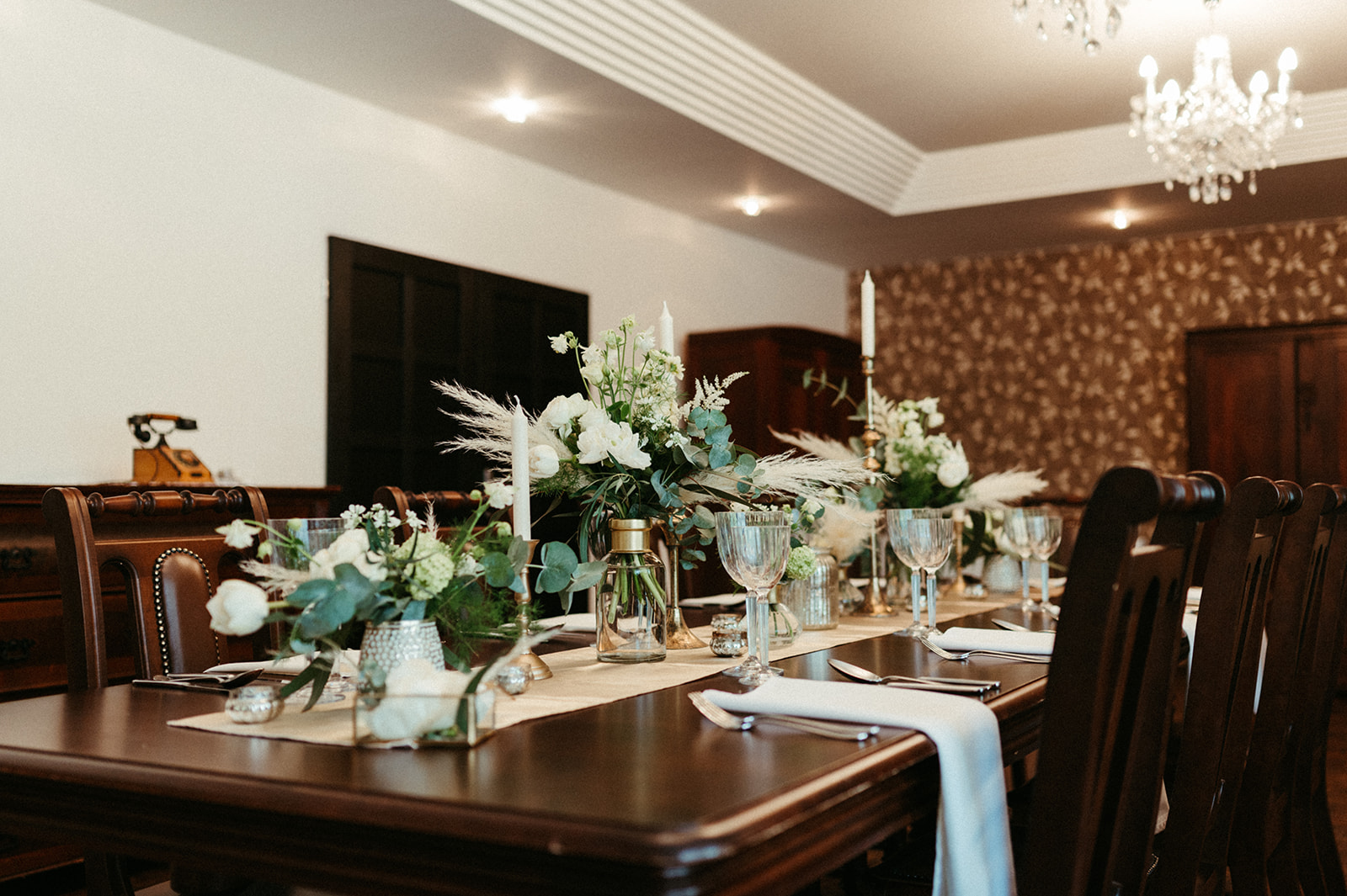 Manually added from URL: https://www.uslamy.cz/UserFiles/Image/1647341861Mlyn-Vodnika-Slamy-Editorial-2021-103-websize.jpg