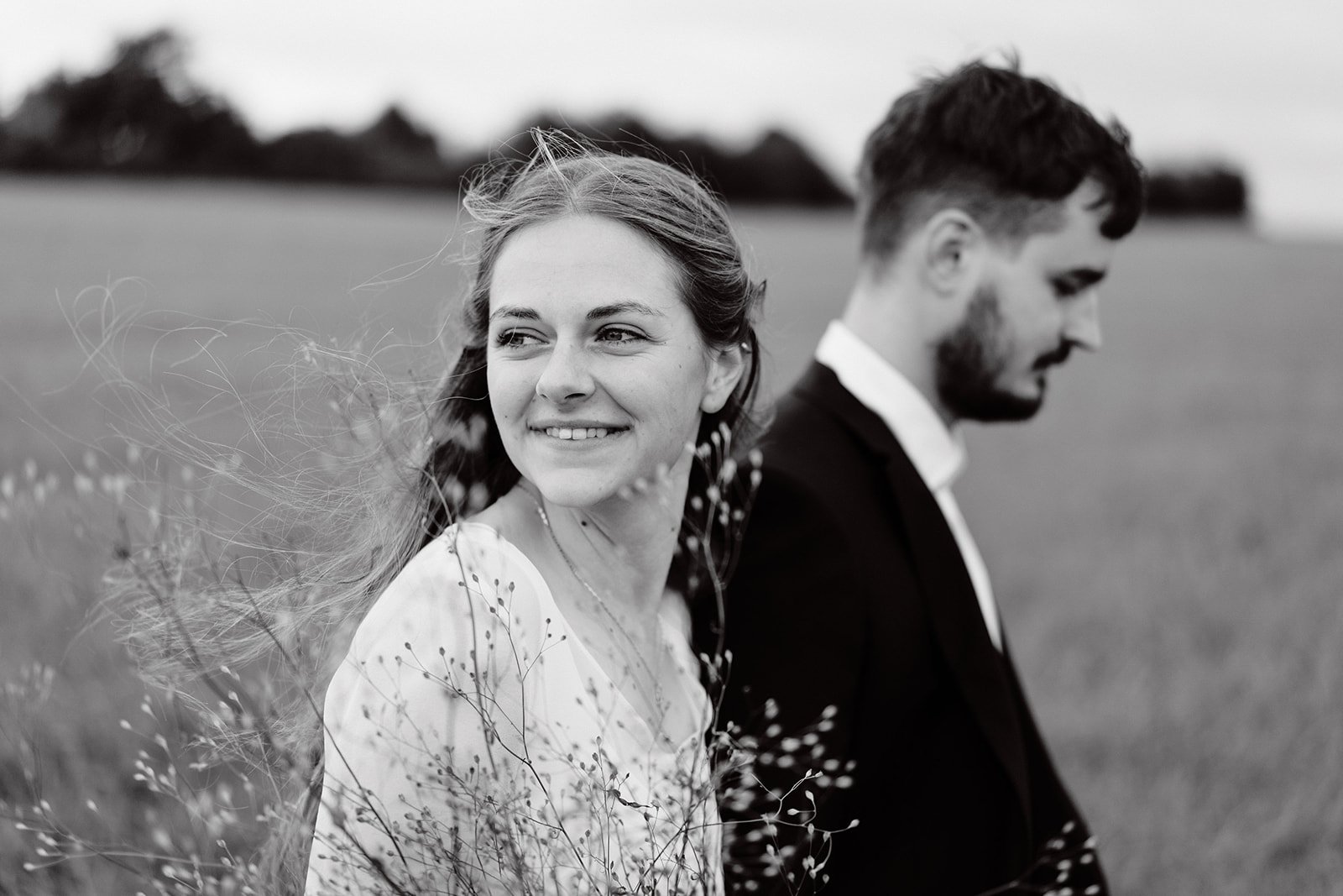 Manually added from URL: https://images.squarespace-cdn.com/content/v1/65d3945cea044767300f8514/1709892497235-2XNHOBJAOLH7QJA0EZR9/KaA_svatba_240.jpg?format=2500w