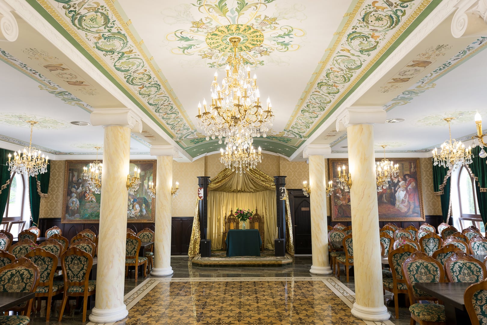 Zámek Lužec wedding setup