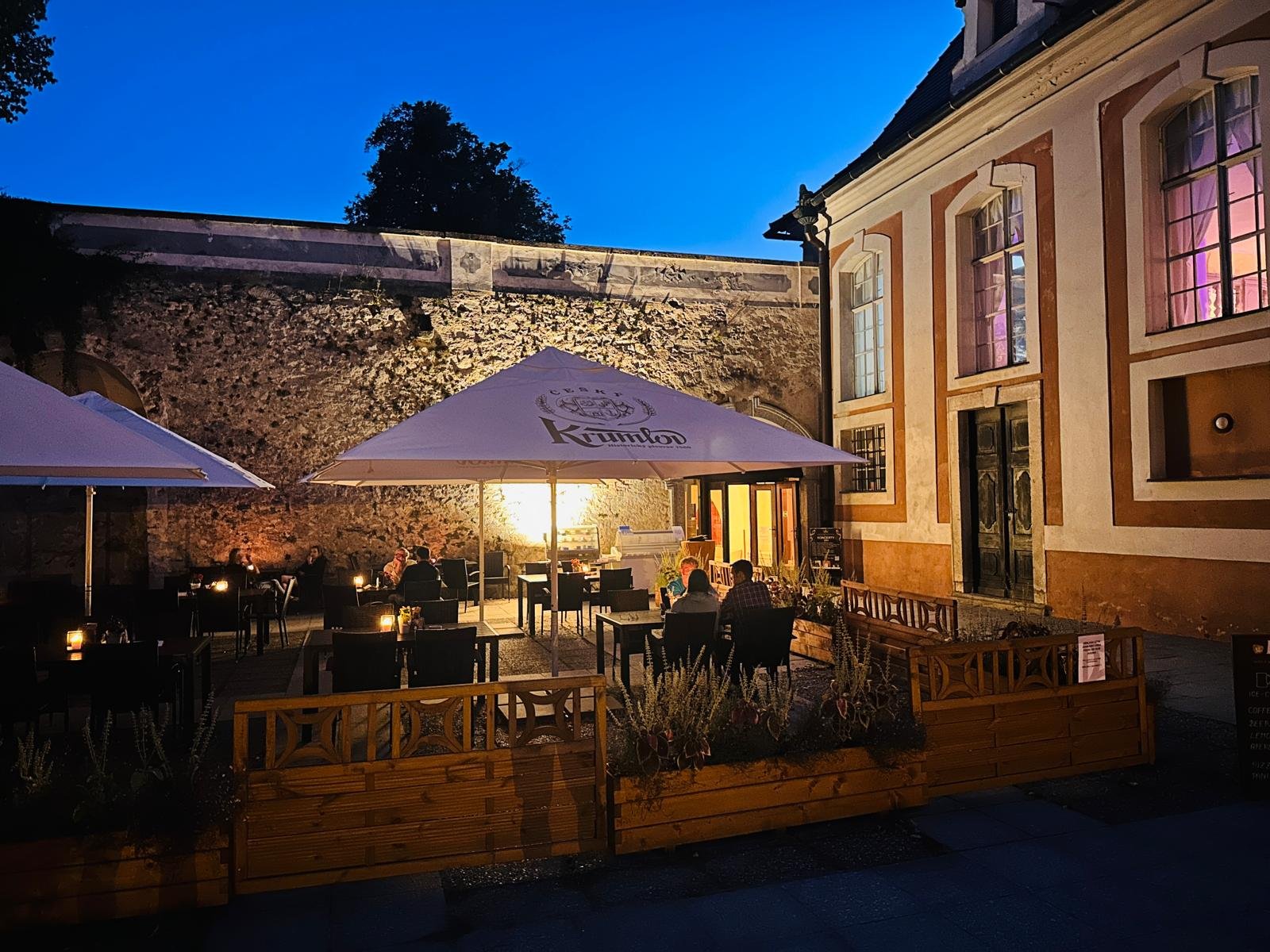 Manually added from URL: https://zameckajizdarnack.cz/wp-content/uploads/2025/05/%D0%98%D0%B7%D0%BE%D0%B1%D1%80%D0%B0%D0%B6%D0%B5%D0%BD%D0%B8%D0%B5-WhatsApp-2025-05-19-%D0%B2-10.03.46_cb422f22-1.jpg